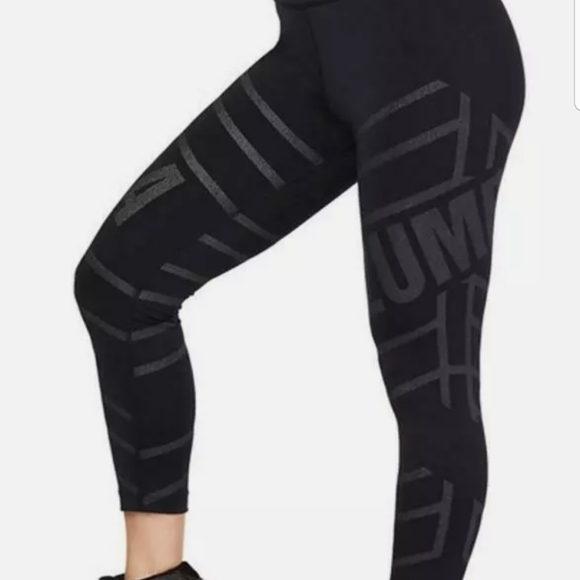 Zumba Outfit (T-shirt & Leggings) 2 piece Lot - Picture 7 of 7